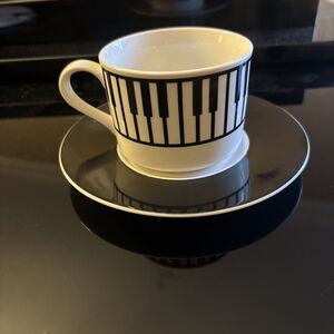 Vintage Rare 1998 Piano Key Keyboard Music Tea Cup & Saucer Aim Albert Elovitz